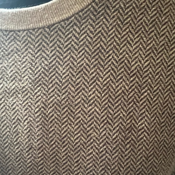 Polo sweater size M - Picture 2 of 3